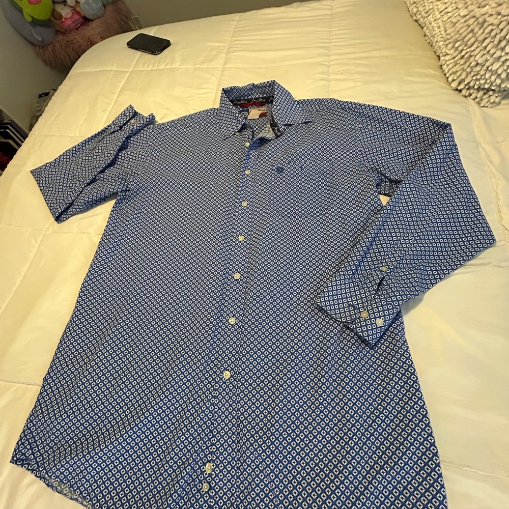 Ariat Blue Casual Button Down Shirt with Geometric Pattern